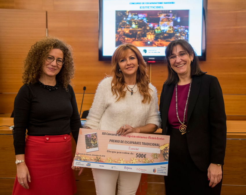 20181219-Fot-Premio-Escaparatismo-(4)_0.jpg