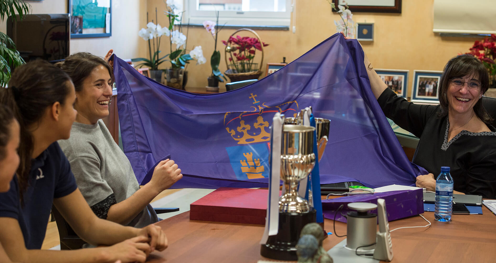 20180419-Recepción jugadoras rugby (2)_1.JPG