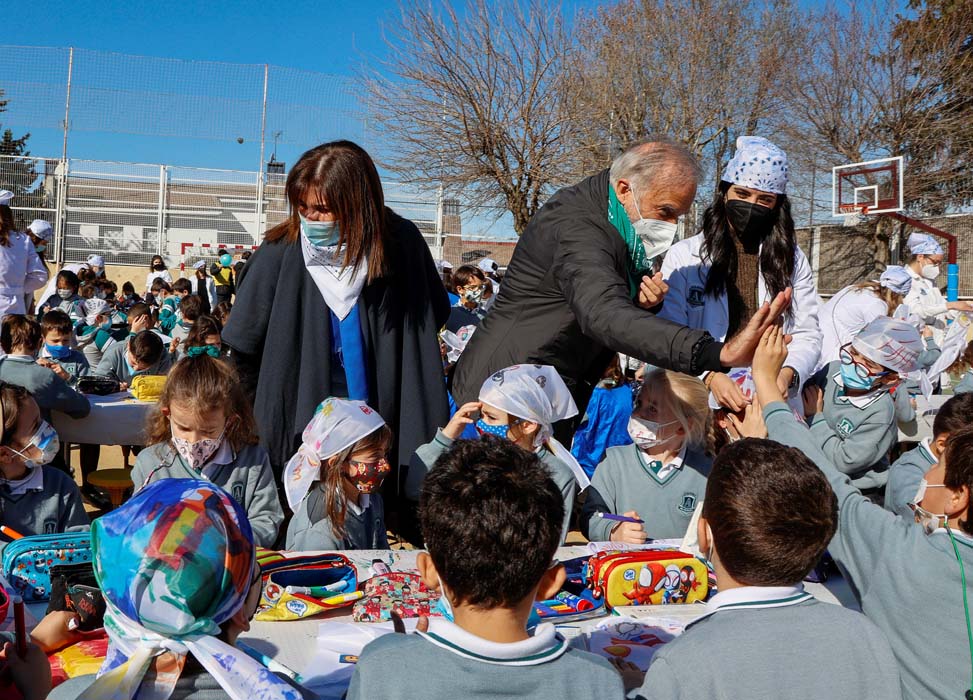 Día Mundial del Cáncer Infantil Colegio Alarcón 1