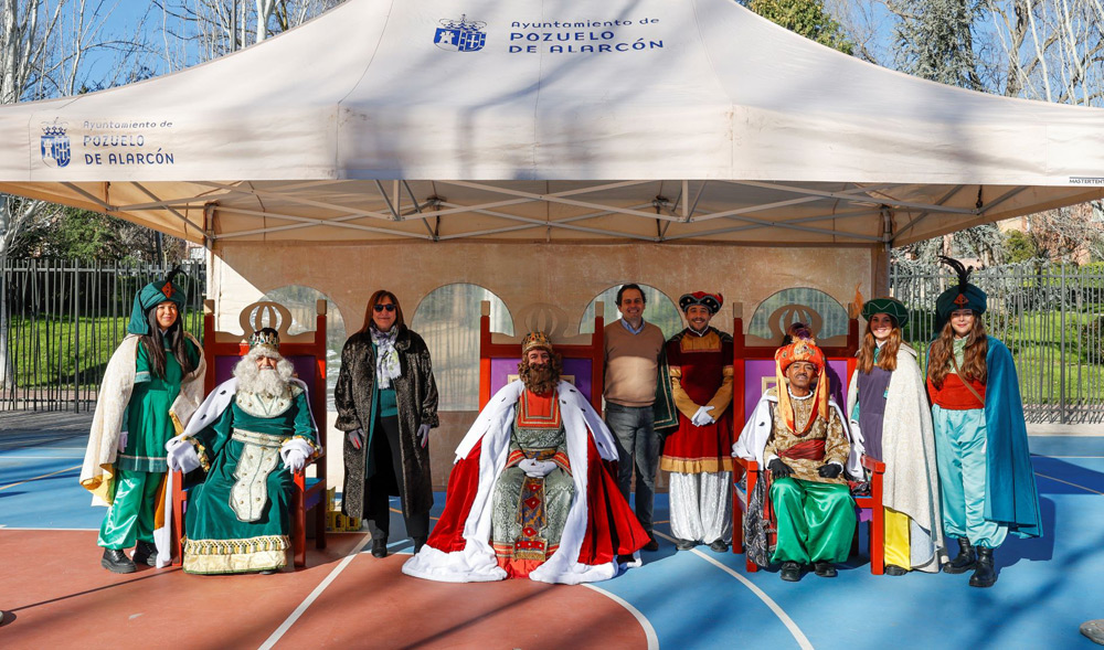 Entrega de cartas a los Reyes Magos