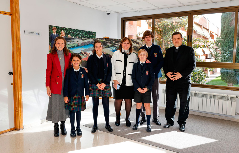 Visita al colegio Everest School 
