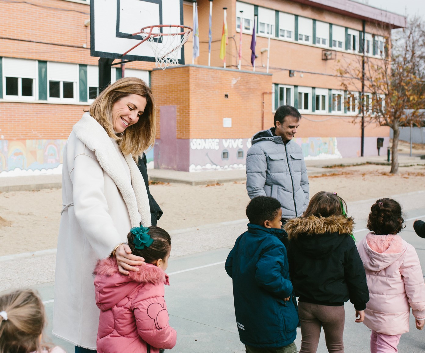 La alcaldesa visita uno de los colegios de Pozuelo de Alarcón