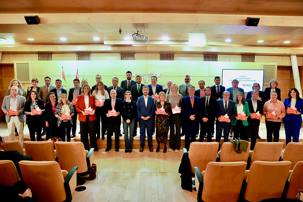 Firma de convenio Comunidad de Madrid y FMM 