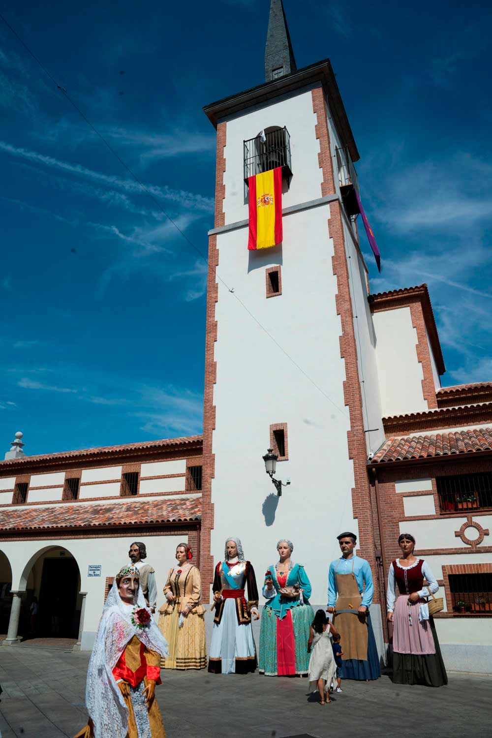 Comparsa Gigantes y Cabezudos