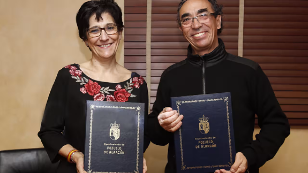 Firma convenio danza