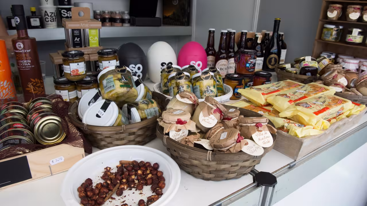 Uno de los puestos de la Feria del Comercio