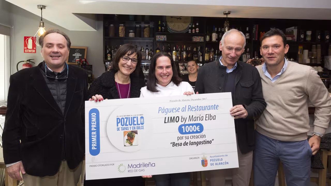 Entrega del primer premio Pozuelo de Tapas y en Dulce