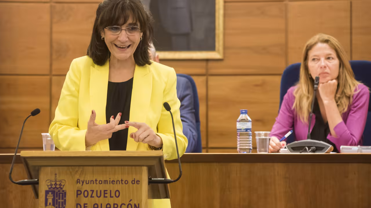 La alcaldesa en un momento del debate