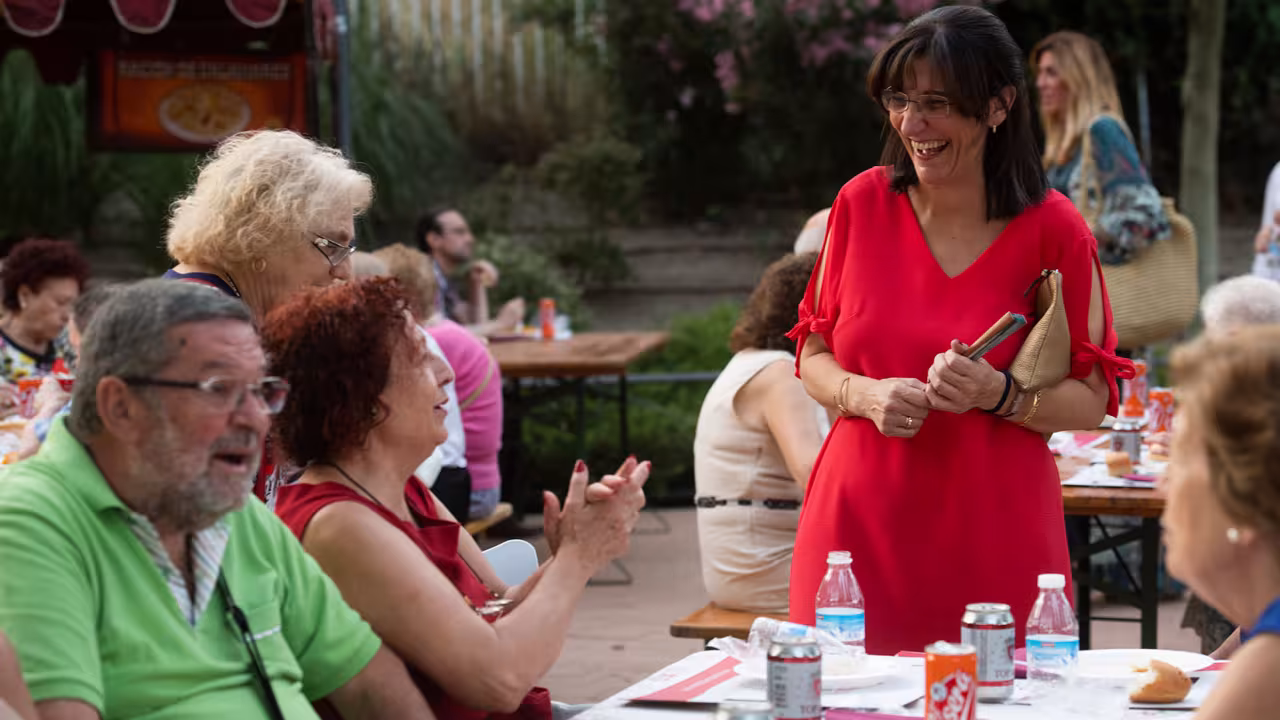 La alcaldesa de Pozuelo de Alarcón en las Fiestas de La Estación