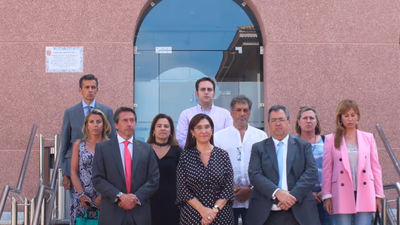 Minuto de silencio en el Ayuntamiento