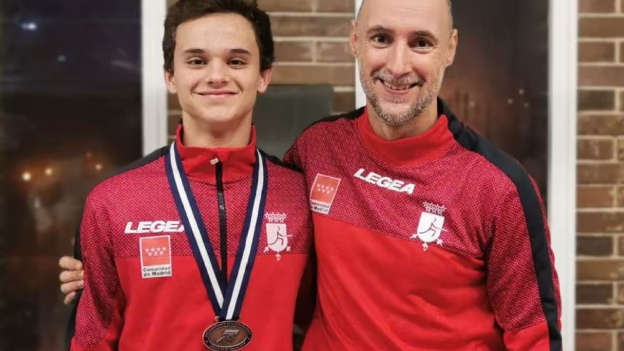 Alberto Luque conquista el bronce en el Campeonato de Esgrima del Mediterráneo