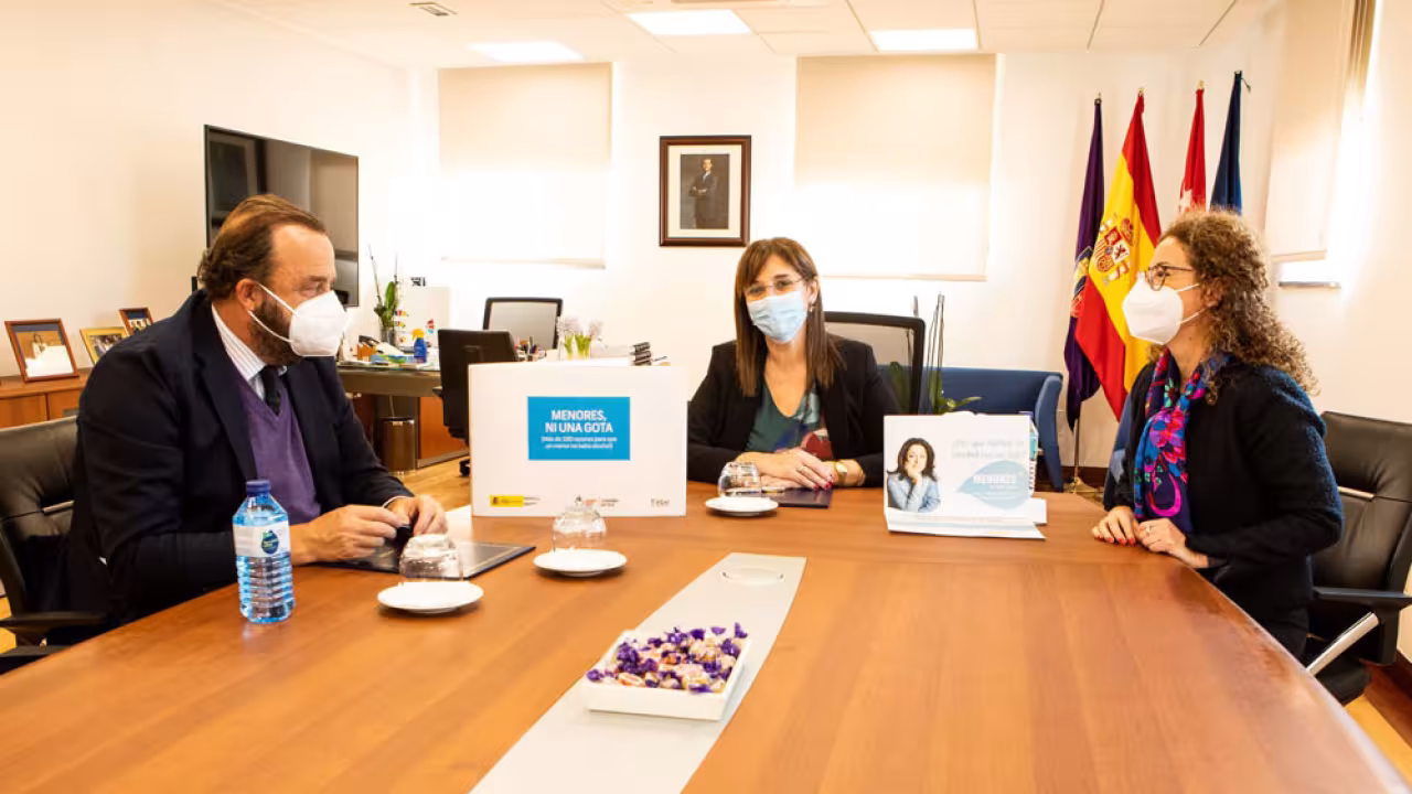 Firma de acuerdos con Espirituosos España