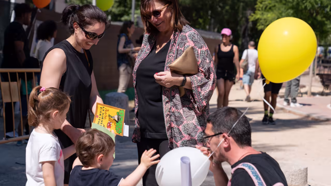 Ayuda campamentos familias