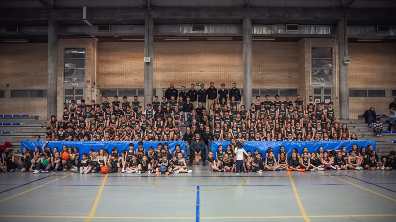 Exitoso evento de presentación del Club Deportivo Veritas
