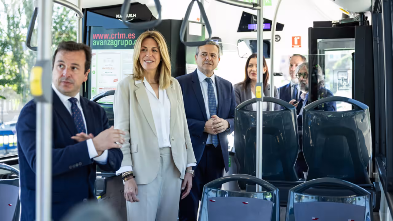 Presentación autobuses híbridos