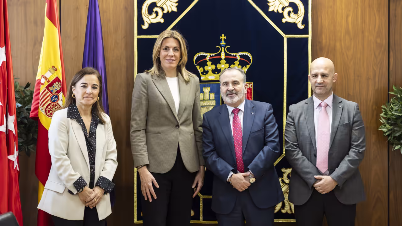 Firma del convenio con la Fundación ONCE