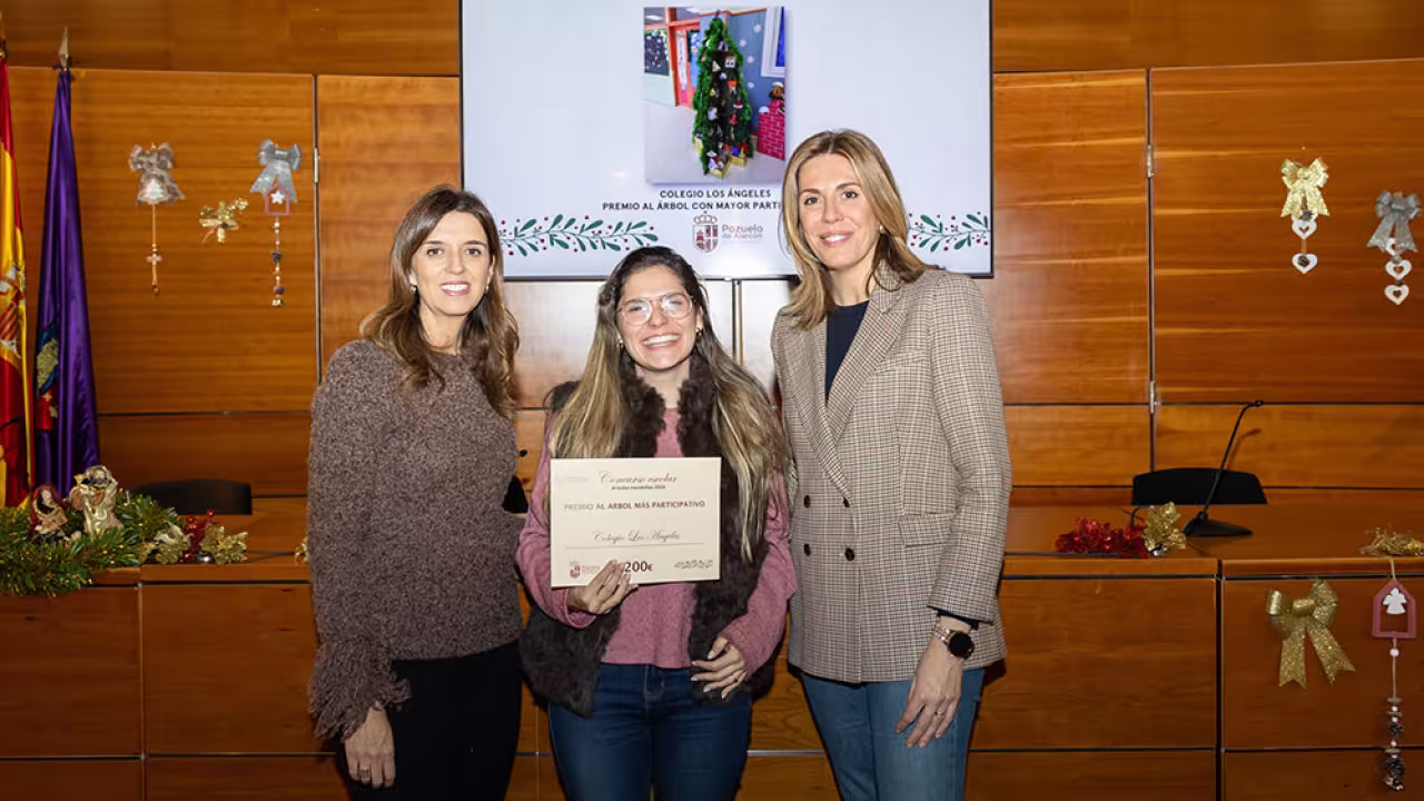Entrega de premios del Concurso escolar navideño