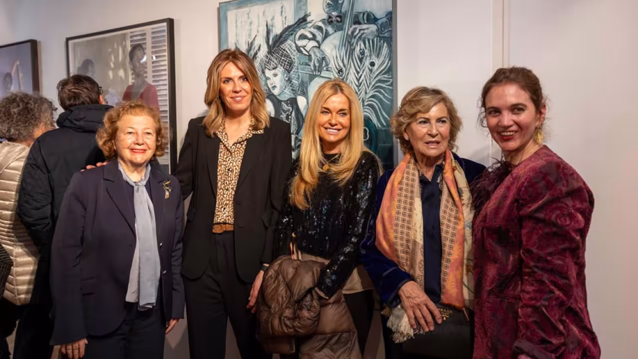 Inauguración Exposición mujeres artistas