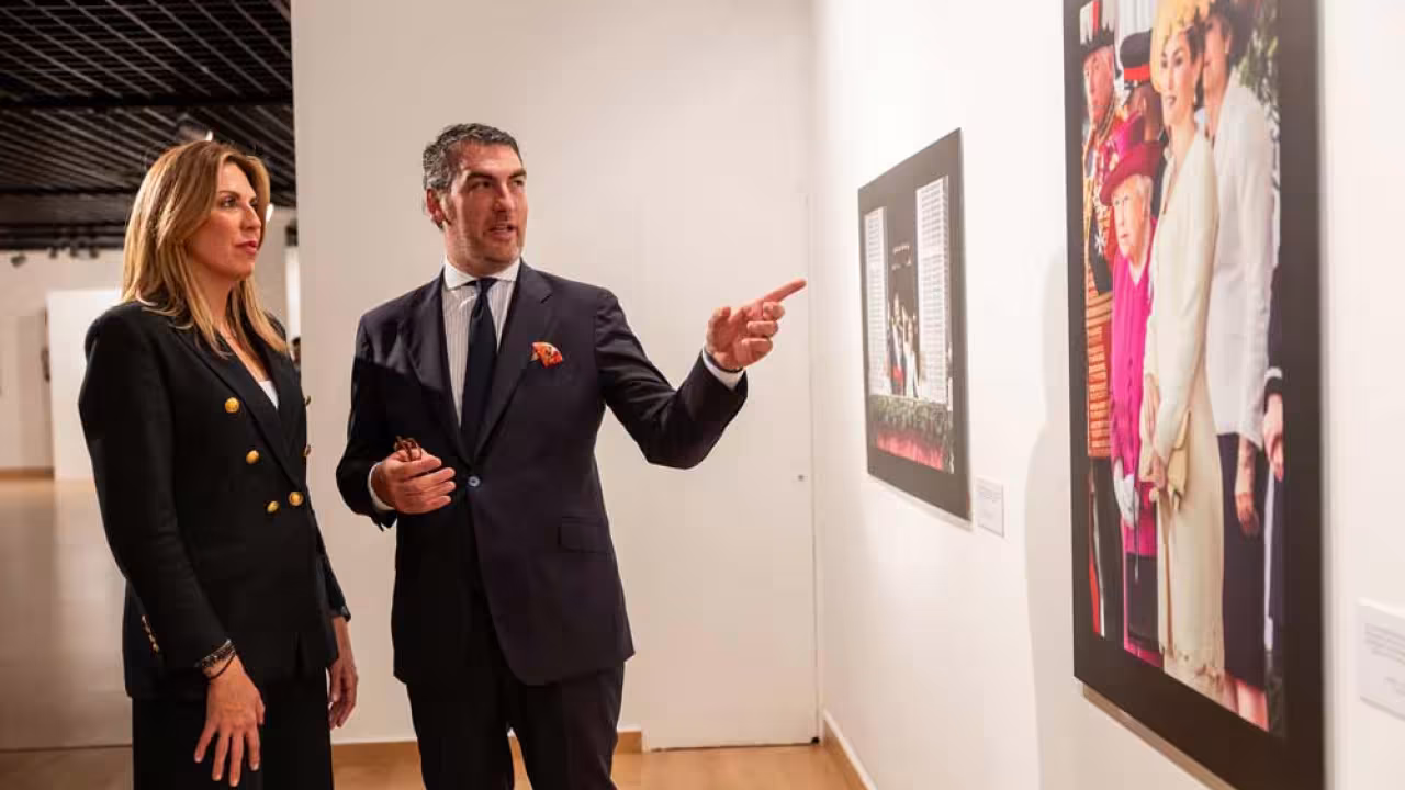 Alcaldesa ​​​​Exposición Letizia