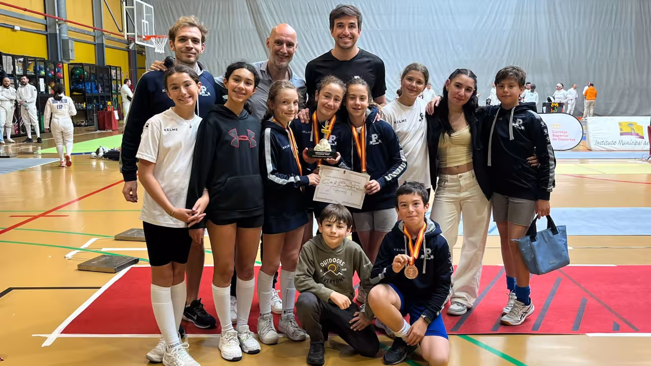 Oro nacional para la esgrima de Pozuelo